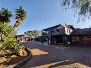 12 Bedroom House in Petersfield