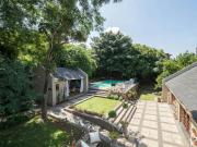 12 Bedroom House in Waterkloof Ridge