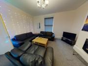 12 Buckingham Mount, Leeds, LS6 1DN