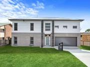 12 Hillcrest Avenue, Scarness QLD 4655 House For Rent