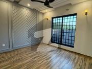 12 Marla Beautiful Modern House Facing Park Hot Location...