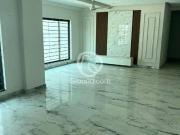 12 Marla flat for sale