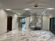 12 Marla Luxury Open View Apartment 4 Bedrooms For Rent...