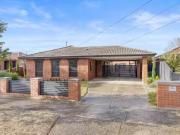 12 Mauger St, Wendouree VIC 3355 House For Lease