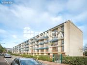 12 minutes à pied de la gare parfait état ascenseur...