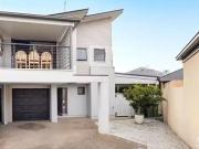 1/2 Palma Crescent, Varsity Lakes, QLD 4227
