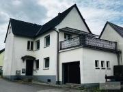 12 Zimmer 286 m² 490.000 € Kaufpreis Häuser in Burscheid