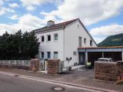 12 Zimmer 378 m² 555.000 € Kaufpreis Häuser in Annweiler