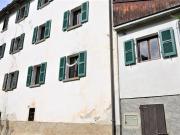 12 Zimmer Dorfhaus an sehr ruhiger, sonniger...