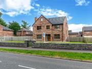 12b Glen Road