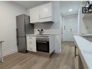 12H5 Habitación privada