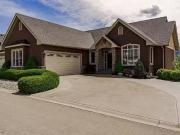 1300 Canyon Ridge Crt, Kamloops, BC, V2H 0A2 house for sale.
