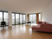 130 qm super zentraler Luxus im Sony Center. Concierge +...