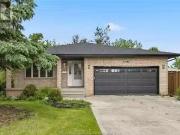 13163 Dillon Drive Unit# Upper, Tecumseh, ON, N8N 3J6 house.