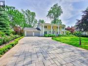 1316 Cambridge Drive, Oakville Mo Morrison, ON, L6J 1S3...