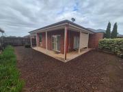 1/31 33 Oneills Road, Melton VIC 3337 House For Rent |...