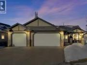 132 Illingworth Close, Red Deer, AB, T4R 0B1 house for sale.