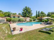 13360 ROQUEVAIRE Mas provençal avec jardin paysager quint