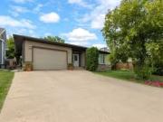 133 Clenell Crescent, Fort Mcmurray, AB, T9K 1L1 house...