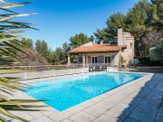 13400 AUBAGNE Villa type 6 avec vue piscine cadre campagne