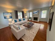 1344 6 South Hudson Ave