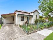 1/34 Queens Avenue, Oakleigh VIC 3166 House For Rent |...