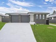 1/36 Royston Circuit, Farley, NSW 2320