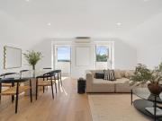 136sqm Penthouse Apartment With 180 Degree Harbour To...