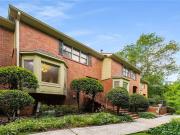 1378 Sheffield Glen Way NE
