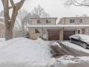 13 2655 Gananoque Drive, Mississauga, ON, L5N 3A6...