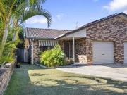 1/3 Anna Kristina Circuit, BOAMBEE EAST Apartment for...