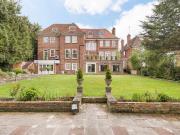 13 bedroom house for sale in Hocroft Road, Hampstead,...