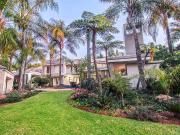 13 Bedroom House in Shere