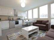 13 Corringham House i – Room 4