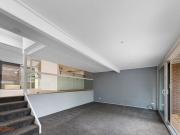 13 English Court, Phillip ACT 2606 Townhouse For Rent |...