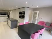 13 Havilland Mews, London, W12 8BB, United Kingdom | 5...