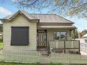 13 King St S, Ballarat East VIC 3350 House For Lease