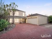 13 McGuire Court, Greenvale