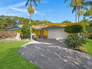 13 Queen Charlotte Court, Mudgeeraba, QLD 4213 House for...