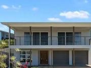13 Steel Street, Nikenbah, QLD 4655