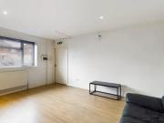 13 Thanet Road, London, DA5 1AN, United Kingdom | Room...