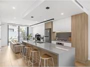 13a Euston Lane, Alexandria Townhouse for rent Listed by...