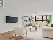 1406 260 Queens Quay W, Toronto, ON, M5J 2N3 condo for sal.