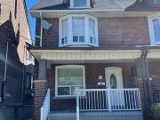 1409 Lansdowne Avenue Upper Unit Toronto ON M6H 3Z9 2...