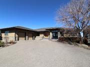 140 Canyoncrest Point W, Lethbridge