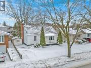 1418 Pillette Road, Windsor, ON, N8Y 3B9 house for sale...