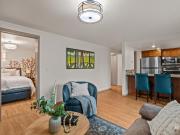 1420 W Camel Back Lane B104