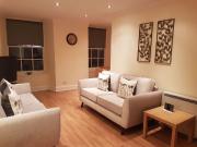 142 High Street, Edinburgh EH1, 3 bed flat to rent,...