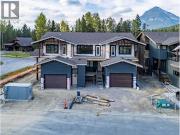 1444 Granite Drive Unit# 2, Golden, BC V0A1H0 Townhouse...