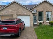 1448 Sagebrush Street, Windsor, ON, N9G 3B2 house for lease.